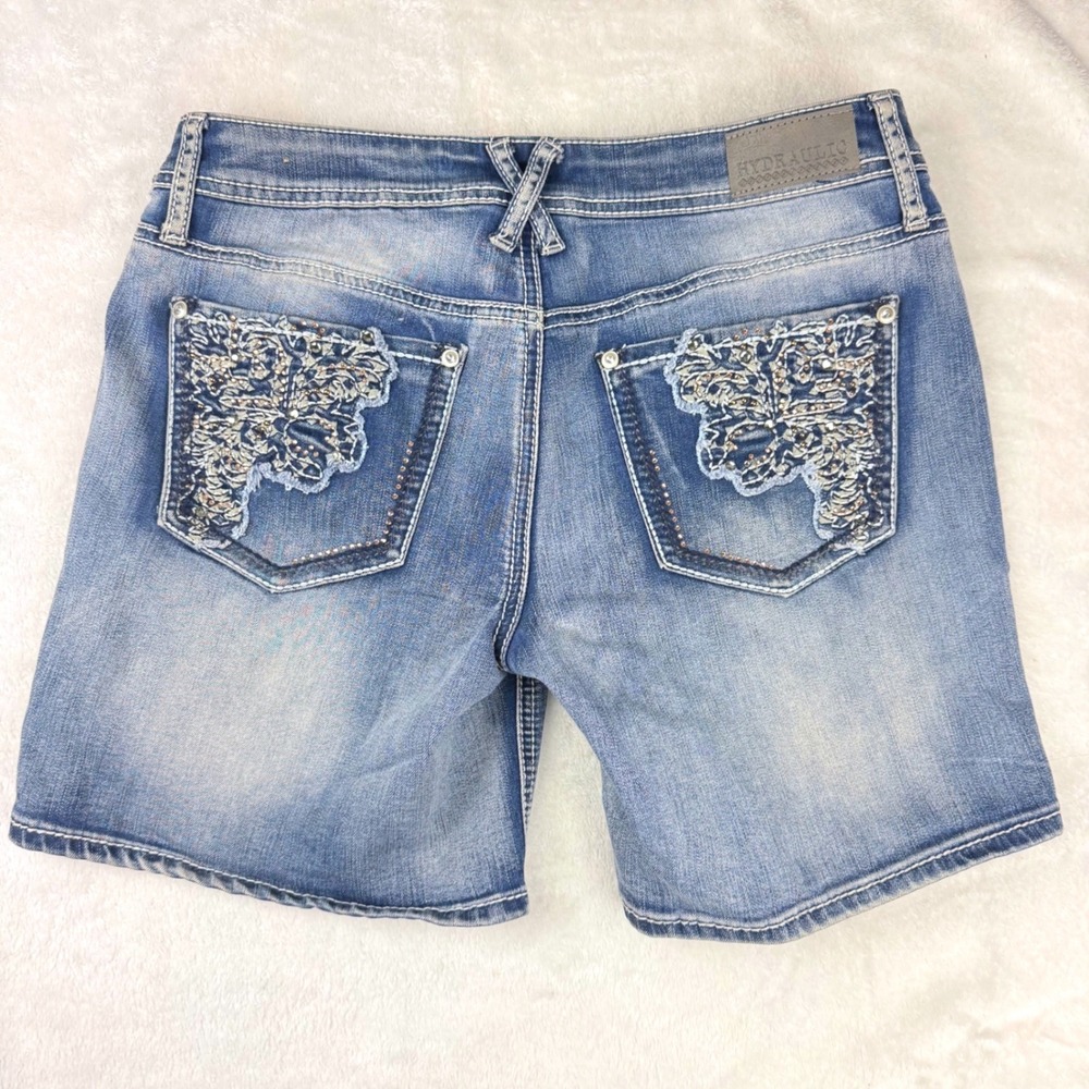 Hydraulic Bailey Low Rise Denim Shorts Medium Wash Embroidered Size 11/12